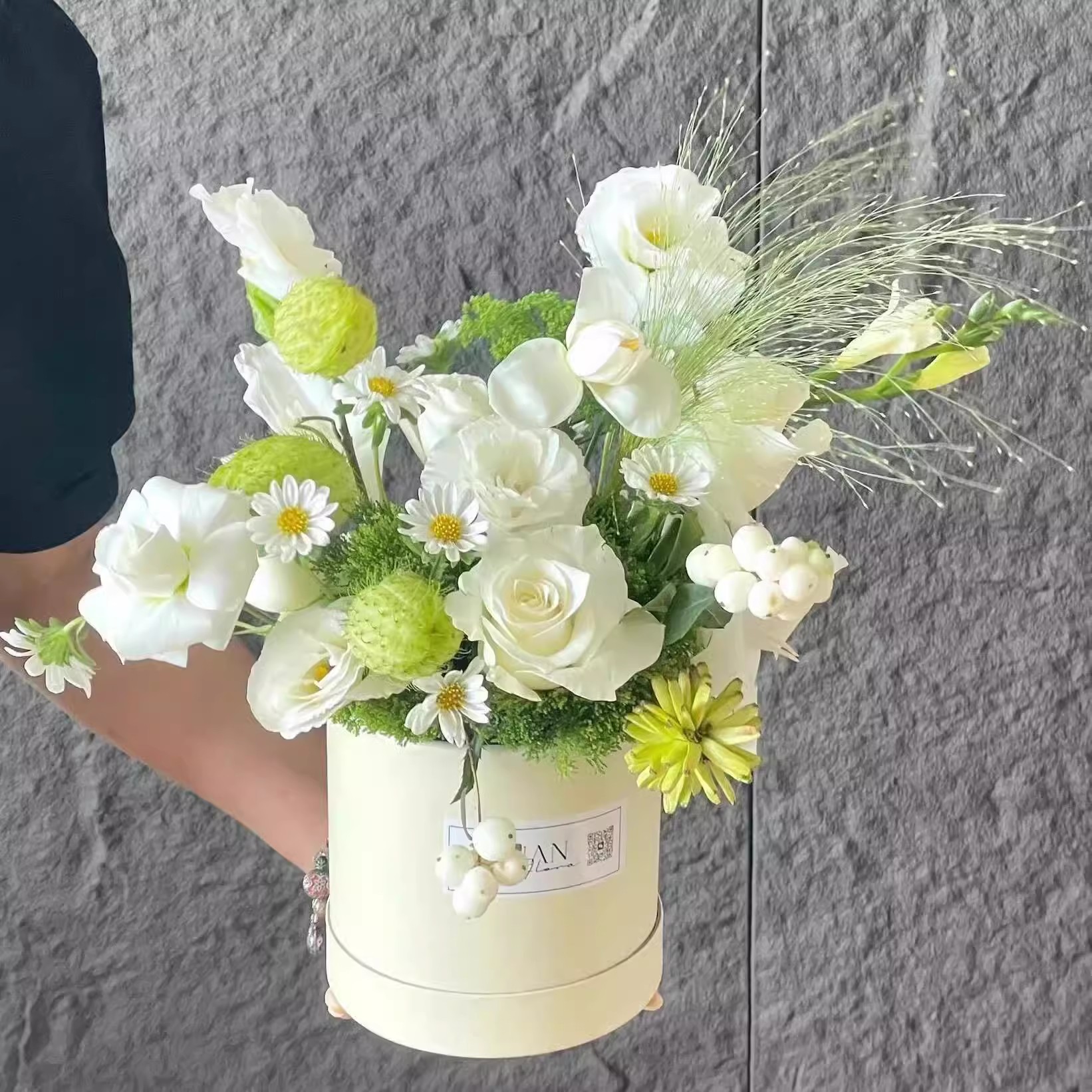 Event Party Box - Small Flowers Packing Box Hug Bucket
